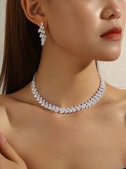 Ladies' Jewelry Set: Elegant Fashion Jewelry Set, Rhinestone Necklace + Silver Earrings (3-piece set), Luxurious and Elegant, Recommended for Weddings, Festivals, Parties, and Everyday Wear.