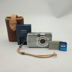 Canon IXY 810 IS デジカメ シルバー バッテリー付 ジャンク - メルカリ
