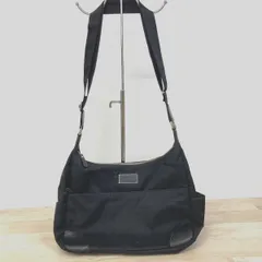 agnes b. VOYAGE アニエスベー ボヤージュ ショルダーバッグ ブラック/黒 ナイロン 斜め掛け 肩掛け カバン 鞄[OL00838]のサムネイル