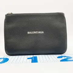 BALENCIAGA バレンシアガ ポーチ エブリデイ 551992 ブラック系 レザー ユニセックス 美品のサムネイル