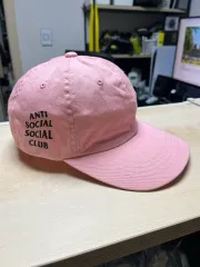 Anti Social Social Club(アンチソーシャルソーシャルクラブ) ピンク キャップのサムネイル