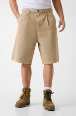 ゲス メンズ ボトムス デニムパンツ プリーツ ショートパンツ GUESS Pleated Baggy Denim Shorts Beige ベージュのサムネイル