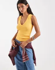 フリーピープル レディース トップス タンクトップ Vネック Free People Neria vneck tank top in golden FINCHのサムネイル