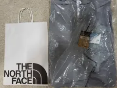 THE NORTH FACE ザノースフェイス メンズ ウィンドブレーカー ジャケット (新品)のサムネイル