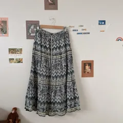 グレーパータン ロング丈スカートのサムネイル