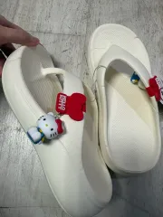 ハローキティ ビーチサンダル サンダル 白のサムネイル