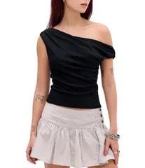 アーバンアウトフィッターズ レディース トップス シャツ ニット BDG Urban Outfitters Fia OffTheShoulder Knitop Black ブラックのサムネイル