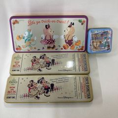 ディズニー　空き缶　お菓子箱　ダッフィーアンドフレンズ　ディズニークリスマス　ダッフィー　シェリーメイ　ジェラトーニ