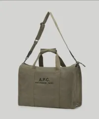 (新品) A.P.C. アーペーセー 正規品 トートバッグ/ショルダーバッグ Gymbag ジムバッグ カーキのサムネイル