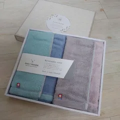 【新品未使用】 Livrer la joie 　今治タオル　リバーシブル　フェイスタオル　ギフト　タオル　セット　箱入り　保管品のサムネイル