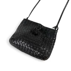 BOTTEGA VENETA Crossbody Bag Intrecciato Leather ボッテガヴェネタ　イントレチャートレザー　ミニショルダーバッグ　ポシェット  ブラックのサムネイル