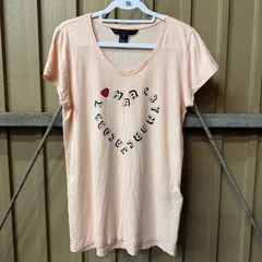 マークバイマークジェイコブス ハートロゴプリント半袖Tシャツ ライトピンク Uネック カットソー フロントグラフィックプリント トップス ハートモチーフデザインのサムネイル