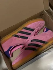アディダス ガゼル ピンク 245のサムネイル