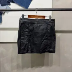 (27インチ) GUESS ゲス レディース カジュアル ストリート Hライン ミニスカートのサムネイル