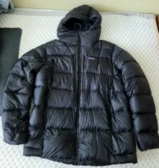 パタゴニア Fitz Roy Down Hoody ブラック XLのサムネイル