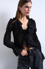 トップショップ レディース トップス シャツ フリル Topshop Ruffle Tie Front Long Sleeve Crop Top Black ブラックのサムネイル