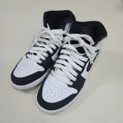 ナイキ エアジョーダン 1 レトロ ハイのサムネイル