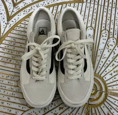 VANS スタイル36 25.5cm スウェード マシュマロ ブラックのサムネイル
