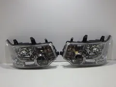 デリカD5 ヘッドライト左右 HID CV1W CV2W CV4W CV5W 前期 100-87918 コーティング 美品 260728030のサムネイル
