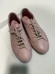 COMMON PROJECTS コモンプロジェクツ ウィメンズ ピンク スニーカーのサムネイル