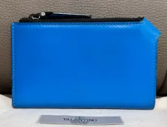 ヴァレンティノ ロックスタッズ カーフスキン 二つ折り財布 ブルーのサムネイル
