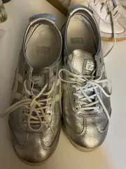 オニツカタイガー240のサムネイル