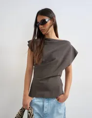 トップショップ レディース トップス シャツ アシンメトリー Topshop asymmetric off the shoulder top in charcoal part of a set CHAのサムネイル