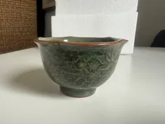 哥窯風 青磁 抹茶茶碗 小鉢 花文様 貫入 鉄足 在銘 茶道具 美品のサムネイル