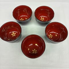 ke0804-10 g 桜 ぐい呑 5客セット 金彩 桜蒔絵風 朱塗 ため塗 溜塗 漆器 ぐい呑み 酒器 箱付
