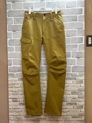 A【A8-75】◇ Field Core ワークマン　タグ表記サイズM ストレッチパンツ　鶯色のサムネイル