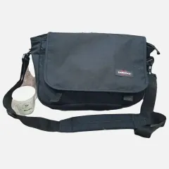 EASTPAK イーストパック ブラック ユニセックス クロスバック N7804のサムネイル