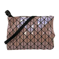 BAOBAO ISSEYMIYAKE(バオバオイッセイミヤケ) ショルダーバッグ ロウ メタリック BB41AG463 ピンクベージュ×黒 クロスボディのサムネイル