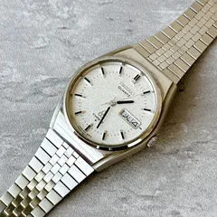 SEIKO TYPEⅡ セイコー タイプ2 7546-8080 クォーツ デイデイト シルバー文字盤 ヴィンテージ メンズ腕時計のサムネイル