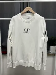 C.P. COMPANY シーピーカンパニー 正規品 / メンズ105 / レンズ スウェットのサムネイル