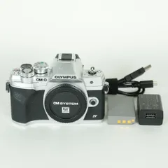 [良品 | シャッター数7,340回] OLYMPUS OM-D E-M10 Mark IV [ボディ シルバー] | マイクロフォーサーズマウントのサムネイル