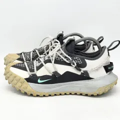 ナイキ ACG マウンテン フライ ロー SE 白 アンド ブラック (275)のサムネイル