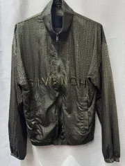 ほぼ新品) Givenchy ジバンシィ シグネチャー 4G ジャカード パータン ロゴ ウィンドブレーカー Lのサムネイル