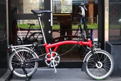 【ハブダイナモ組】 ブロンプトン BROMPTON M6R 2011頃モデル 折り畳み ミニベロ 小径車 【東京南麻布店】のサムネイル