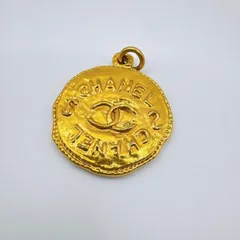 CHANEL シャネル ココマーク コイン型 ペンダントトップ チャーム ゴールド系のサムネイル