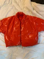 YEEZY GAP(イージーギャップ) ラウンド ジャケット レッドのサムネイル