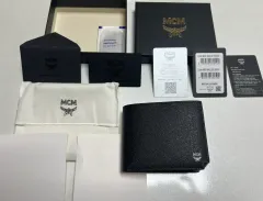 MCM ヴィセトス オリジナル 二つ折り財布のサムネイル