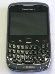 【232820】NTT DOCOMO エヌ・ティ・ティ・ドコモ  ＜ジャンク＞BlackBerry Curve 9300 ３G スマートフォンのサムネイル