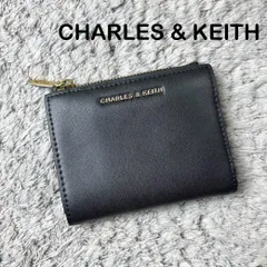 CHARLES & KEITH チャールズアンドキース 二つ折り財布 コンパクトウォレット レザー ブラックのサムネイル