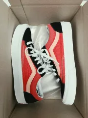 VANS ヴィンテージ スポーツ スタイル 36 スニーカー 250のサムネイル