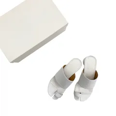 Maison Margiela メゾンマルジェラ Tabiサンダル 足袋ローヒールミュール ホワイト 36 S58WP0234のサムネイル