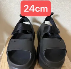 UGG GOLDENGLOW BLACK アグ　ゴールデングロウ　ブラック　BLACK 黒　厚底　24cm USW7のサムネイル