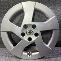 【純正】トヨタ 15インチ ホイールカバー ホイールキャップ 1枚 プリウス 30系 前期 シルバー 補修 予備 単品 同梱可のサムネイル