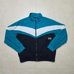 UNDER ARMOUR アンダーアーマー ウィンドブレーカー m 100のサムネイル