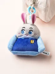 【韓国ダイソー商品】ディズニー プーとピグレットソファバッグチャーム【予約注文・8/27発送予定】のサムネイル