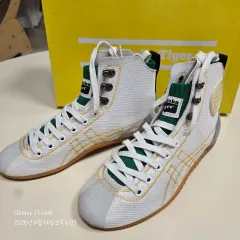 オニツカタイガー スクロウ ハイトップ スニーカー 240mmのサムネイル